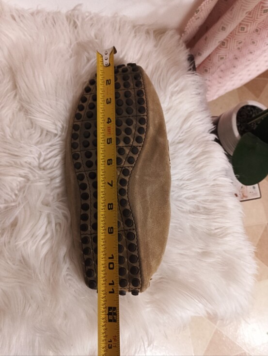 Louis Vuitton Men’s Suede Driving Loafers in Tan Small Details Photos main image 4